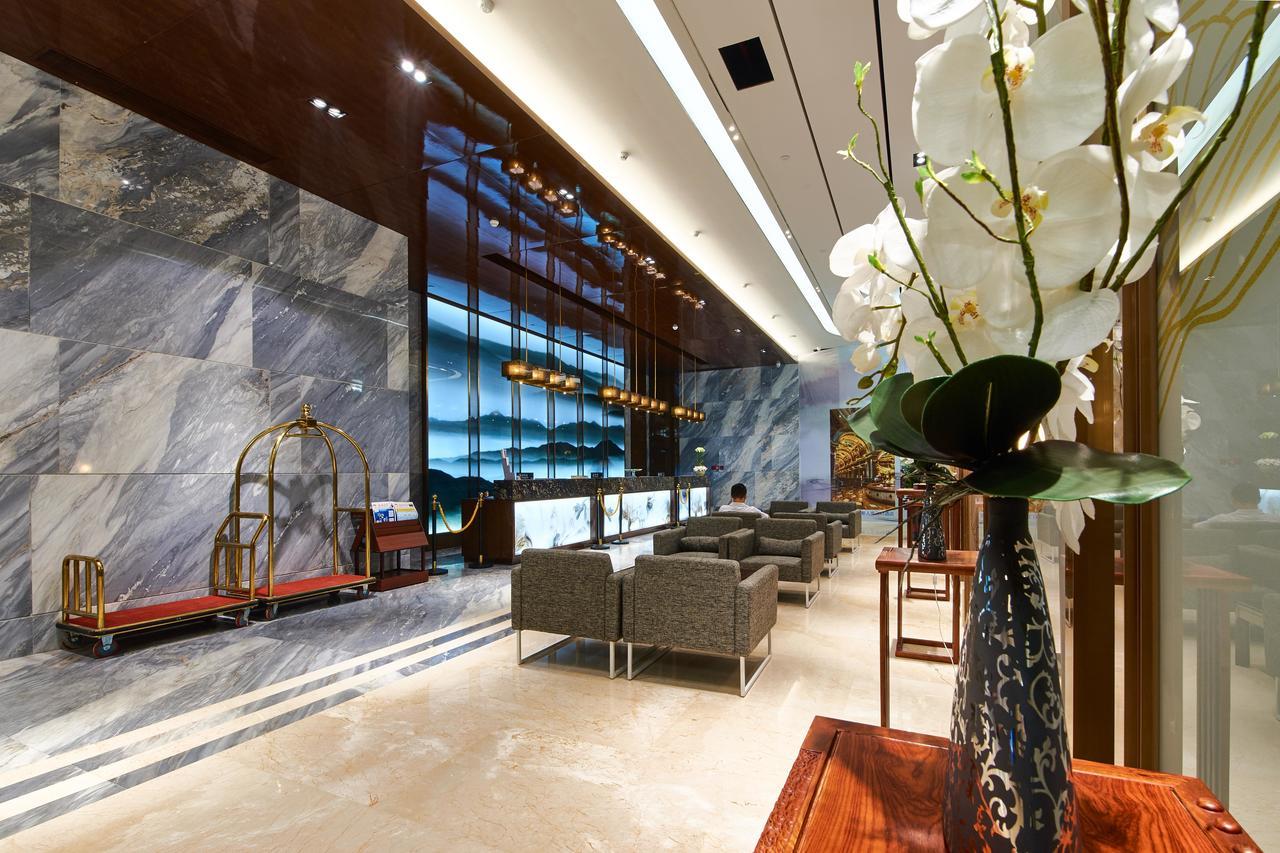 Zhongshan Guzhen Huayu Landmark Hotel Екстериор снимка